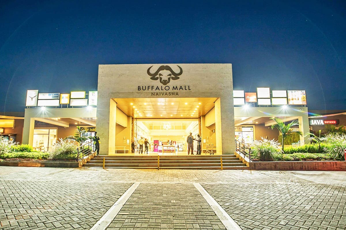 VISIT THE BUFFALO MALL